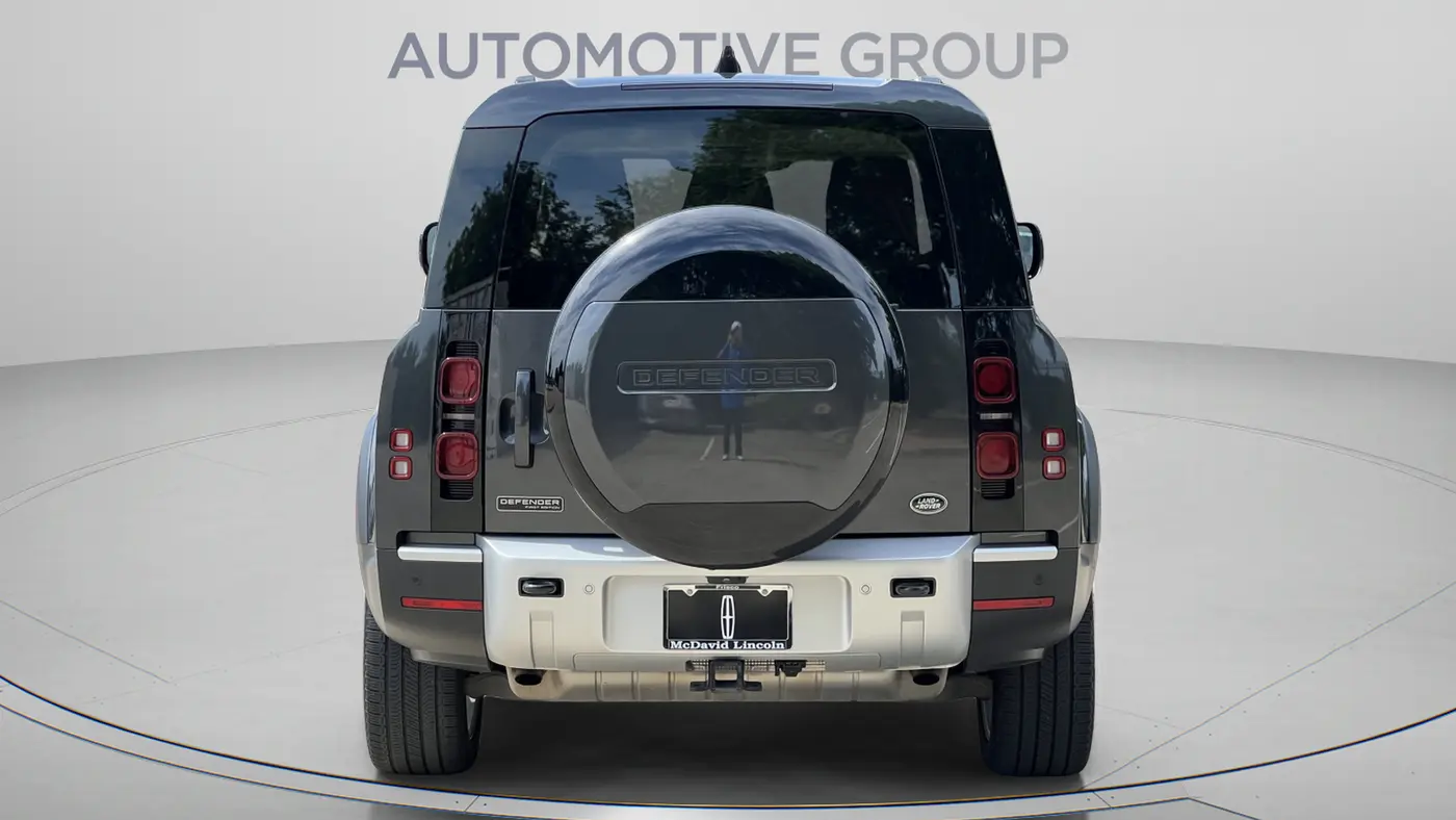 2023 Land Rover Defender 130 First Edition