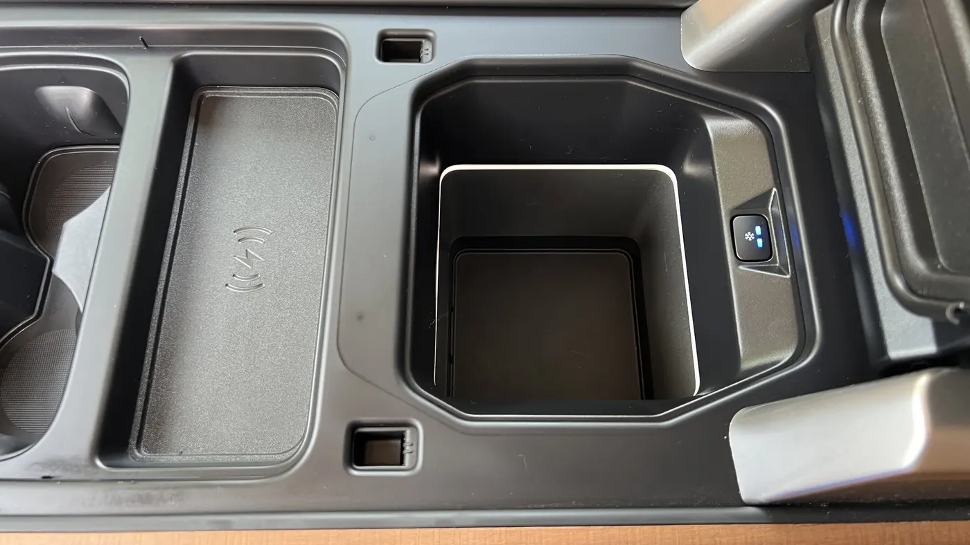2023 Land Rover Defender 130 First Edition
