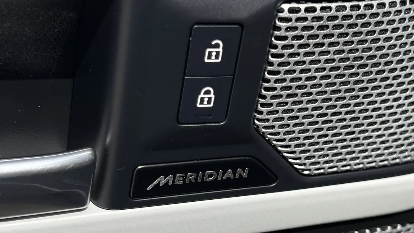 2023 Land Rover Defender 130 First Edition
