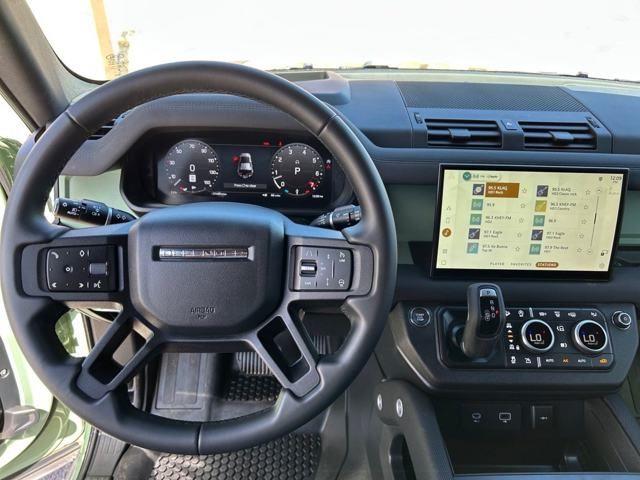 2023 Land Rover Defender