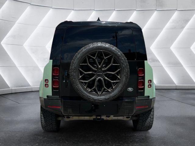 2023 Land Rover Defender