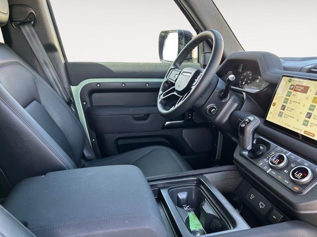 2023 Land Rover Defender
