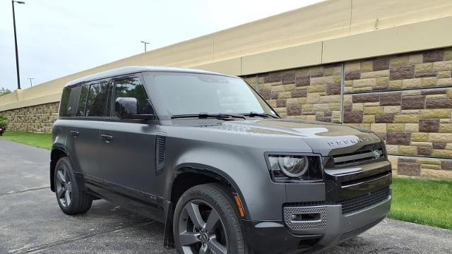 2023 Land Rover Defender 110 V8