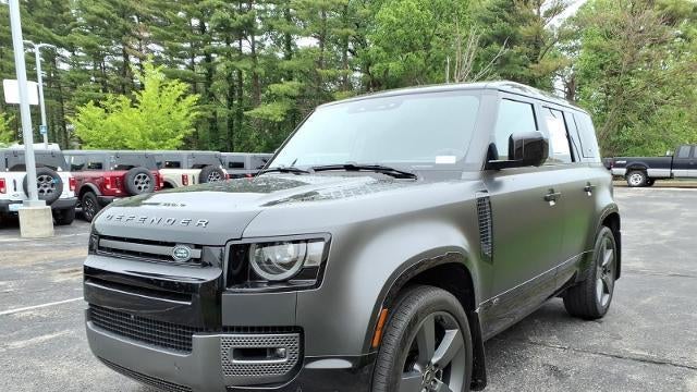 2023 Land Rover Defender 110 V8