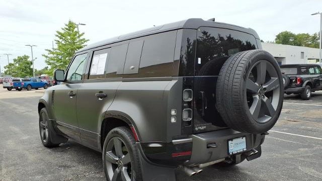2023 Land Rover Defender 110 V8