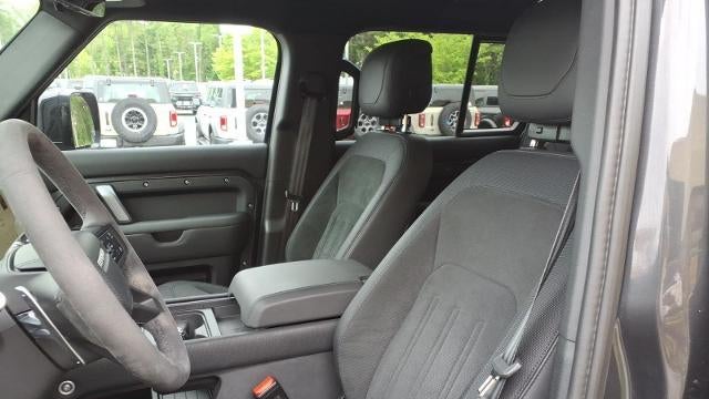 2023 Land Rover Defender 110 V8