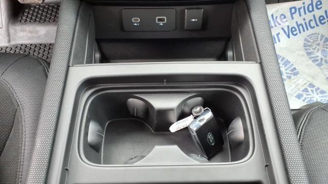 2023 Land Rover Defender 110 V8