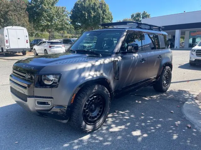 2025 Land Rover Defender