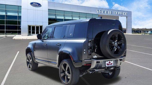 2023 Land Rover Defender 110 V8