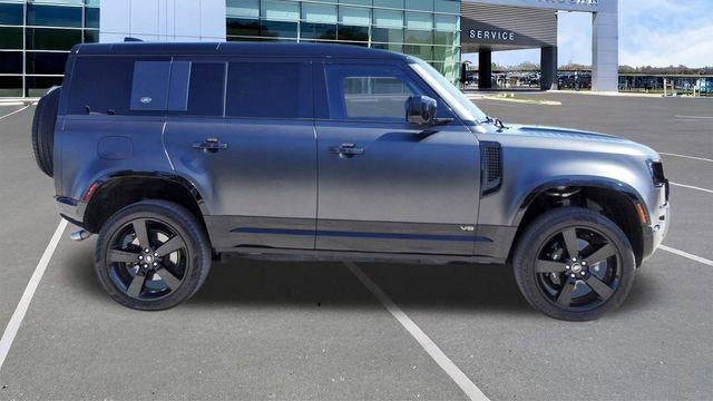 2023 Land Rover Defender 110 V8