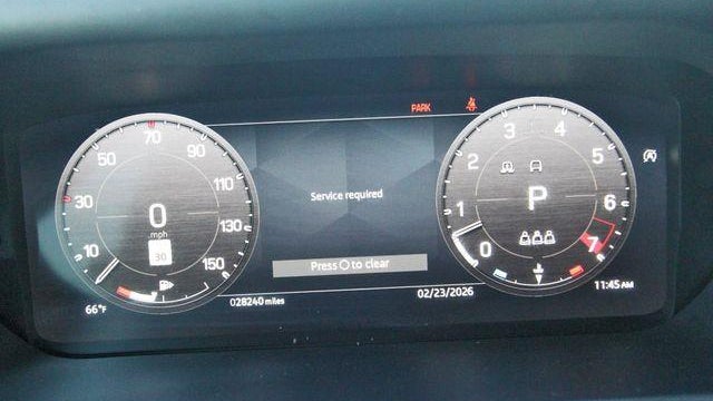 2023 Land Rover Defender 110 V8