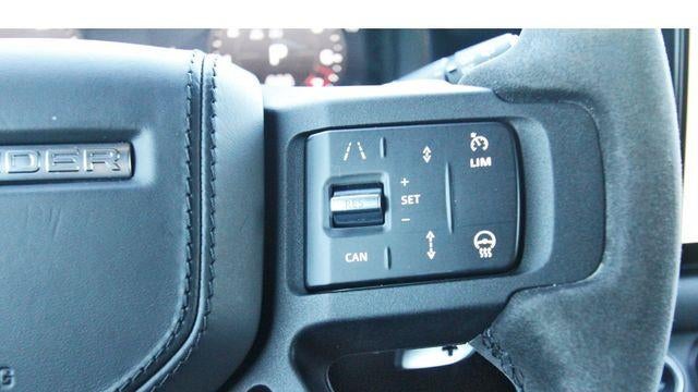 2023 Land Rover Defender 110 V8