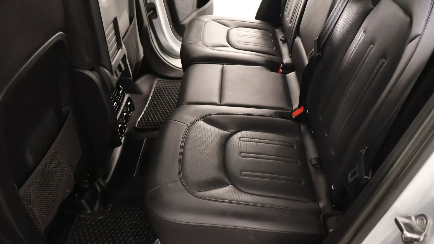 2023 Land Rover Defender 110 X