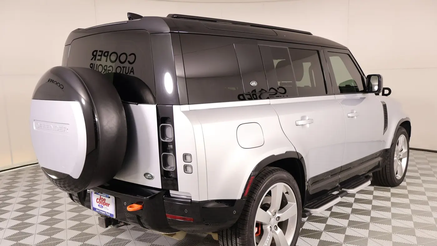 2023 Land Rover Defender 110 X