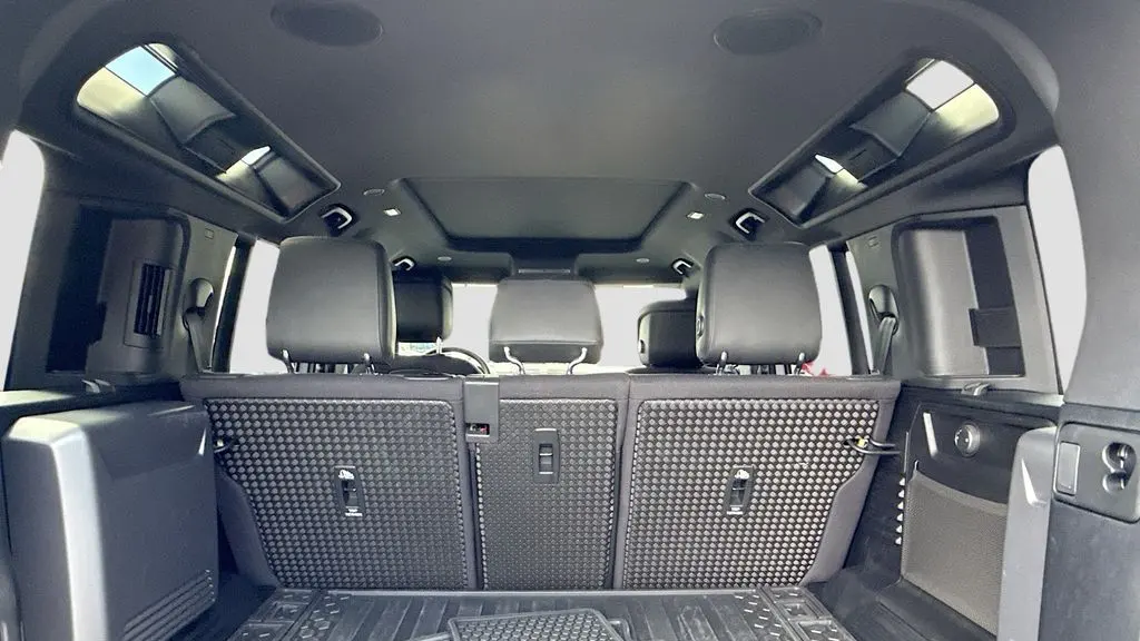2020 Land Rover Defender 110 X