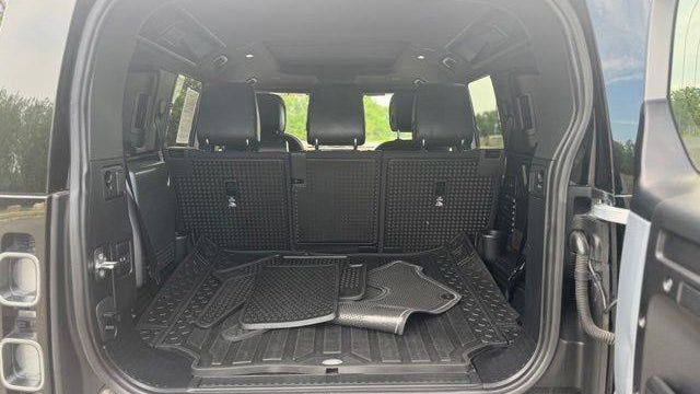 2022 Land Rover Defender 110 X