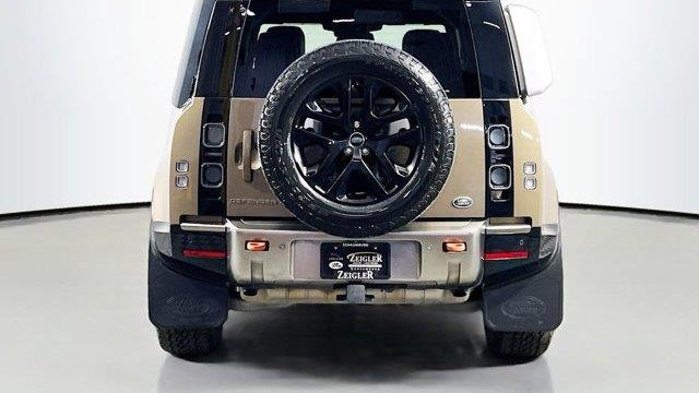 2021 Land Rover Defender 110 X