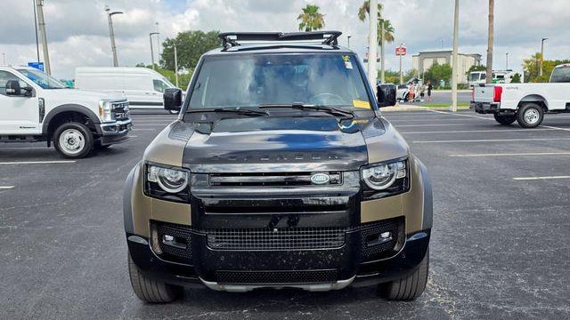2022 Land Rover Defender 110 X
