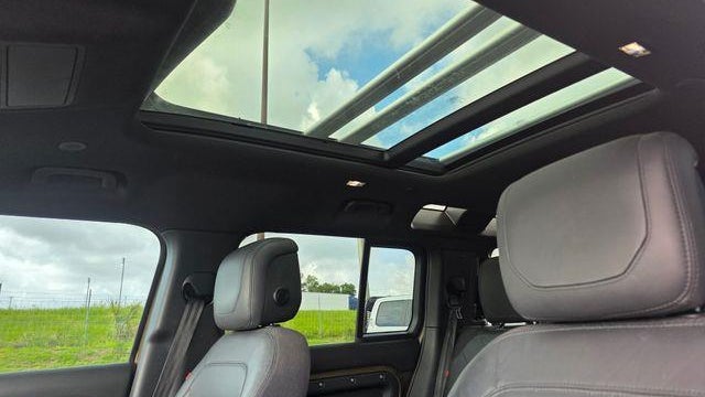 2022 Land Rover Defender 110 X