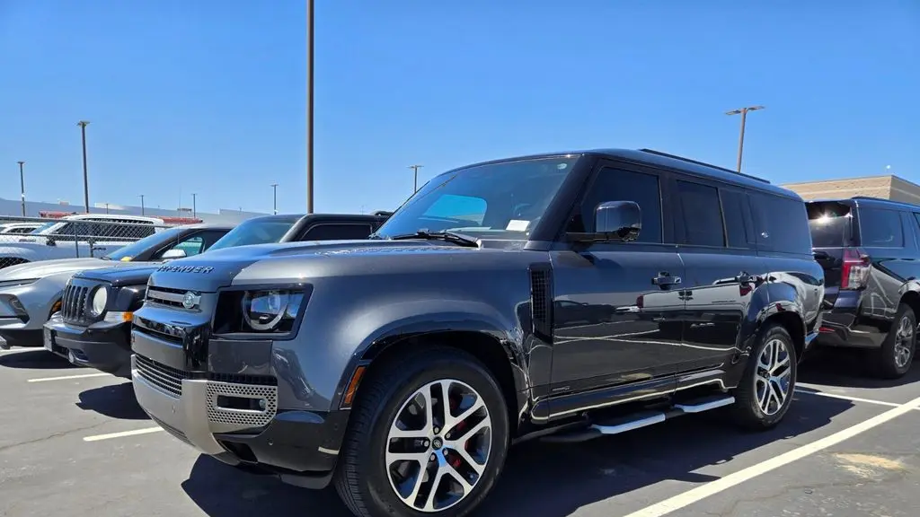 2023 Land Rover Defender 130 X