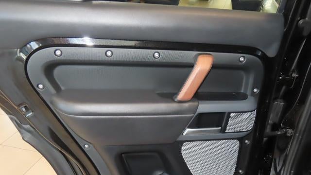 2024 Land Rover Defender 130 P400 X