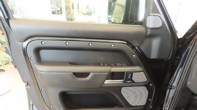 2024 Land Rover Defender 130 P400 X
