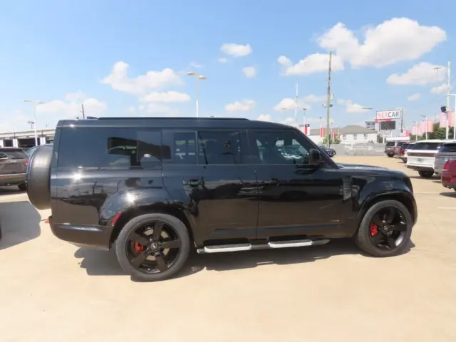 2023 Land Rover Defender - $53,686