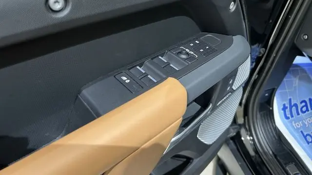 2023 Land Rover Defender 130 X