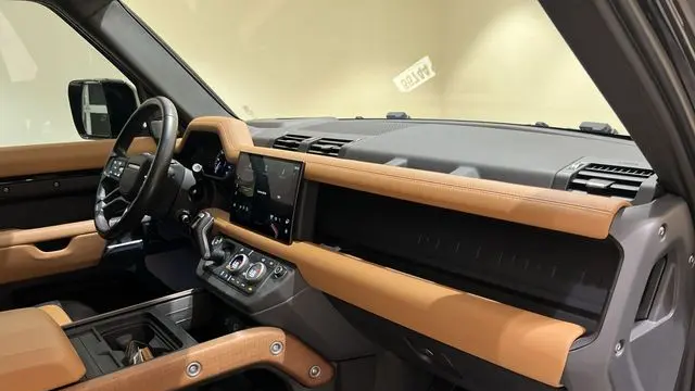 2023 Land Rover Defender 130 X