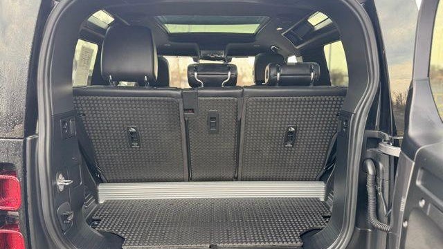 2021 Land Rover Defender 90 X-Dynamic S
