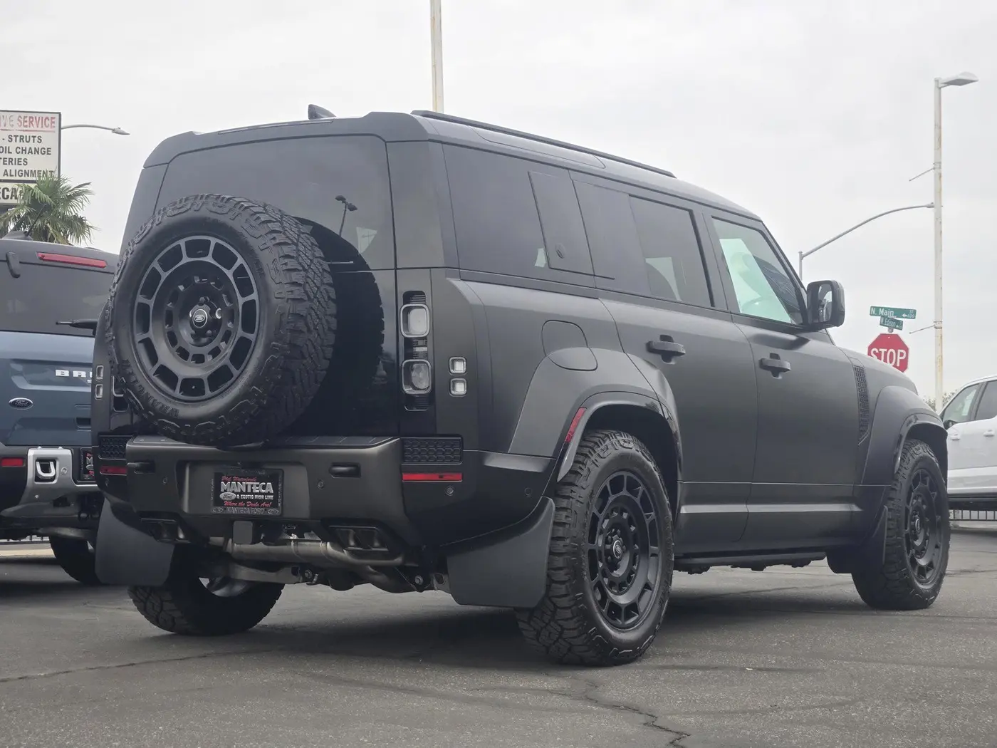 2025 Land Rover Defender - $159,988