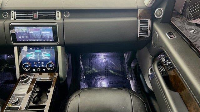 2021 Land Rover Range Rover Base