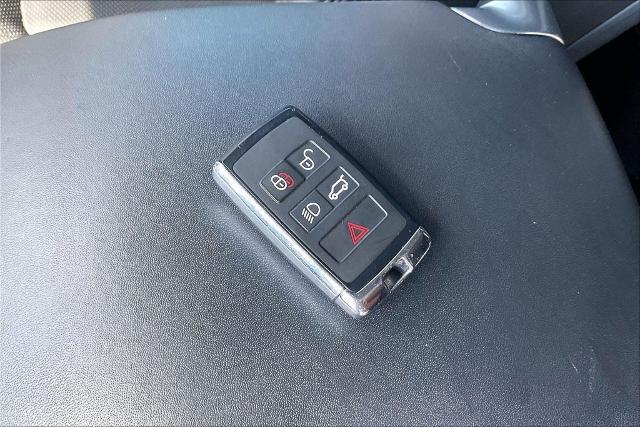 2019 Land Rover Range Rover - $25,998
