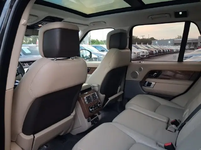 2018 LAND ROVER Range Rover - $31,990