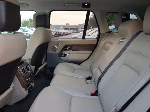 2018 LAND ROVER Range Rover - $31,990