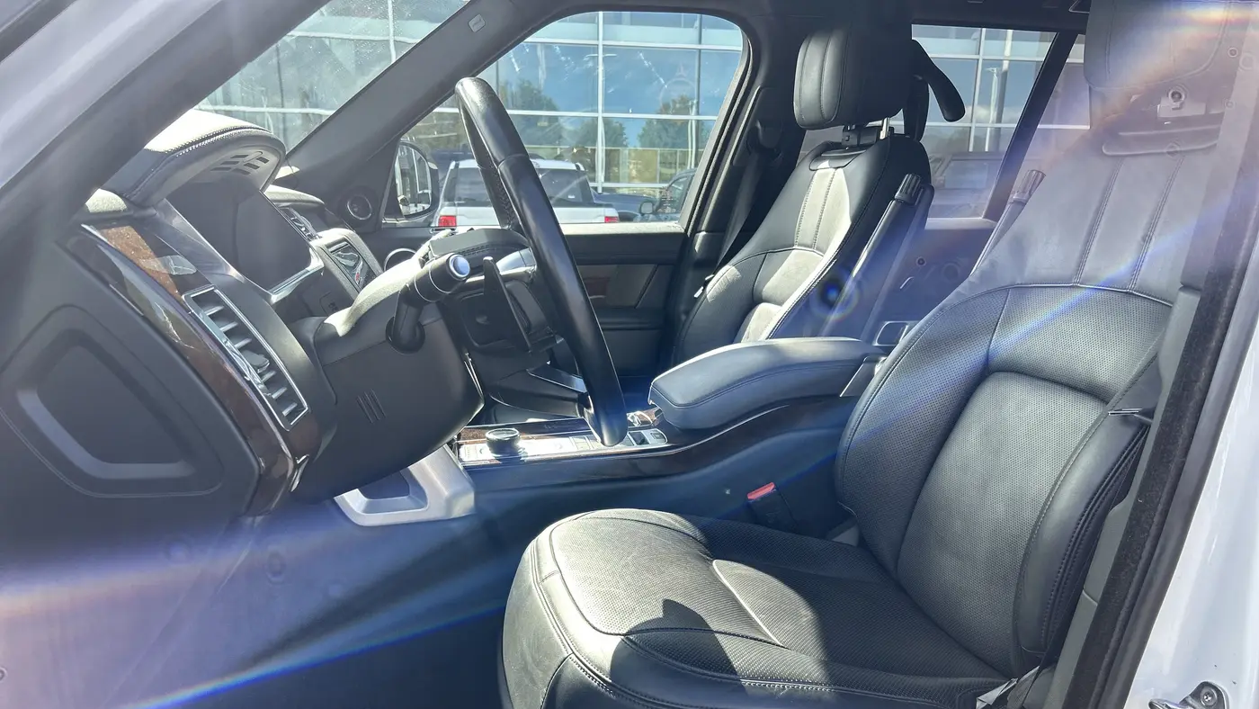 2021 Land Rover Range Rover P400 HSE Westminster Edition
