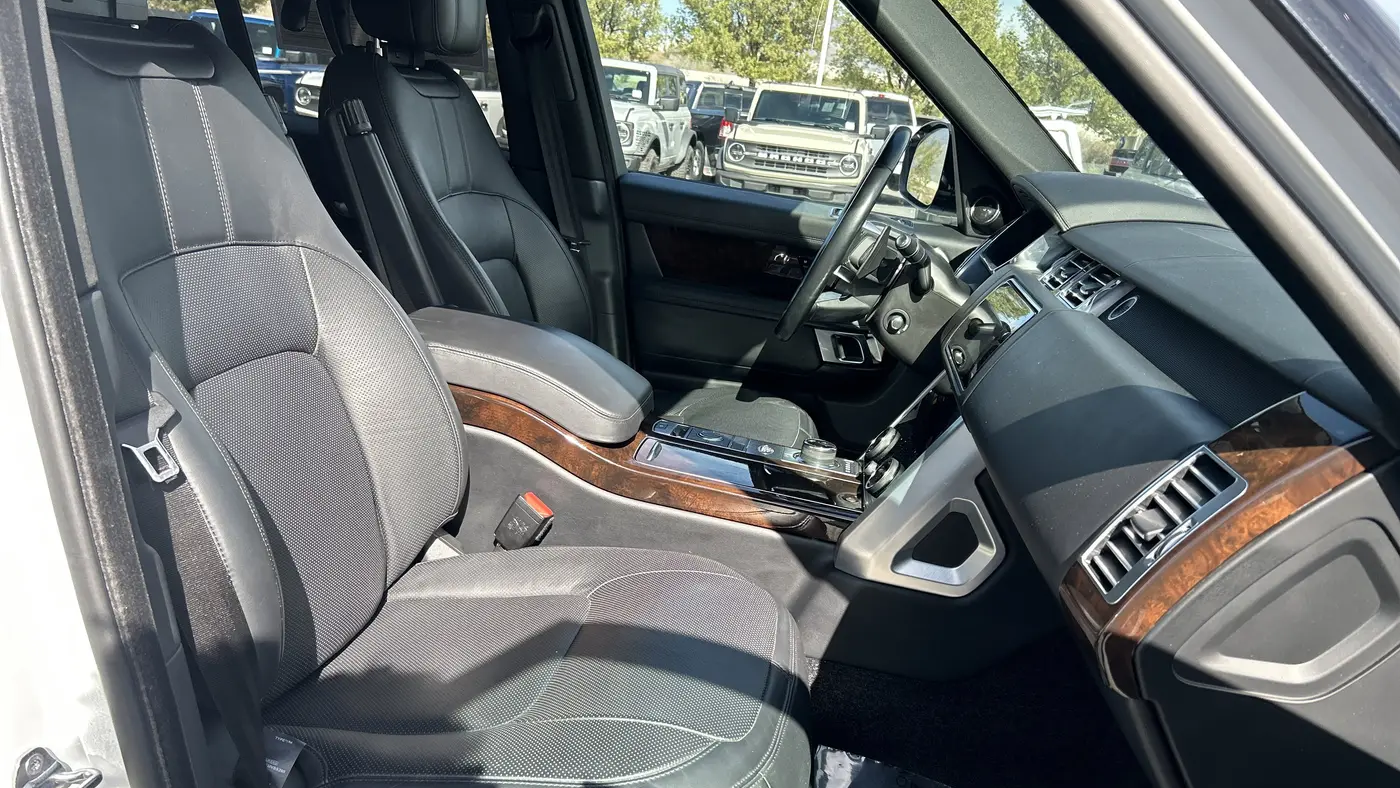 2021 Land Rover Range Rover P400 HSE Westminster Edition