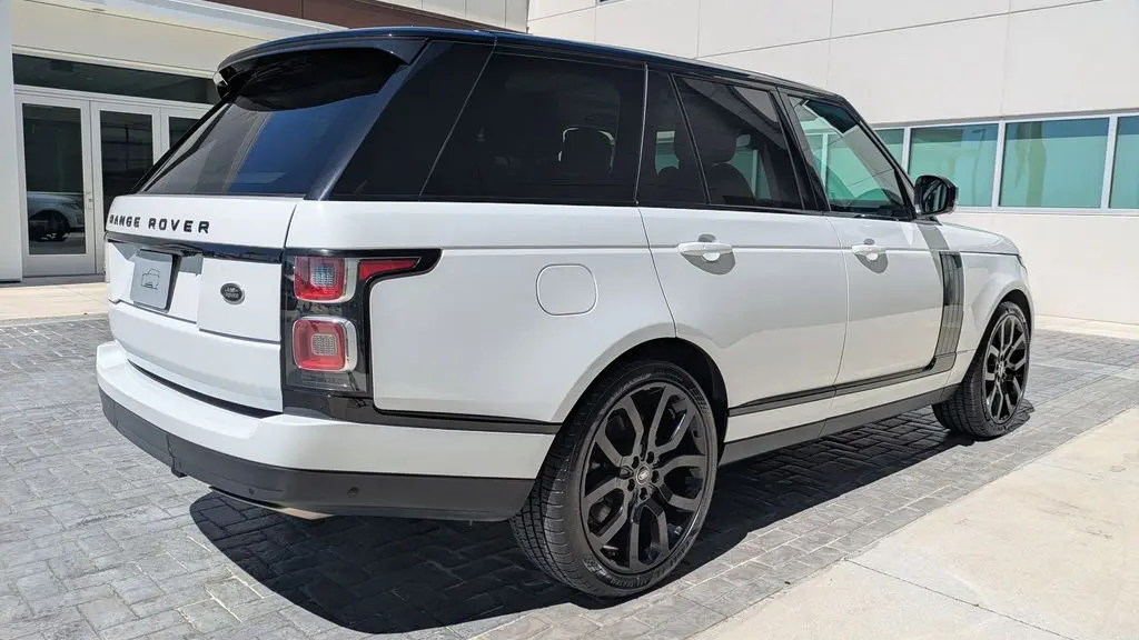 2021 Land Rover Range Rover P525 HSE Westminster Edition