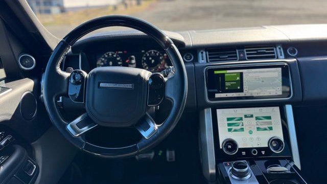 2022 Land Rover Range Rover P525 HSE Westminster Edition