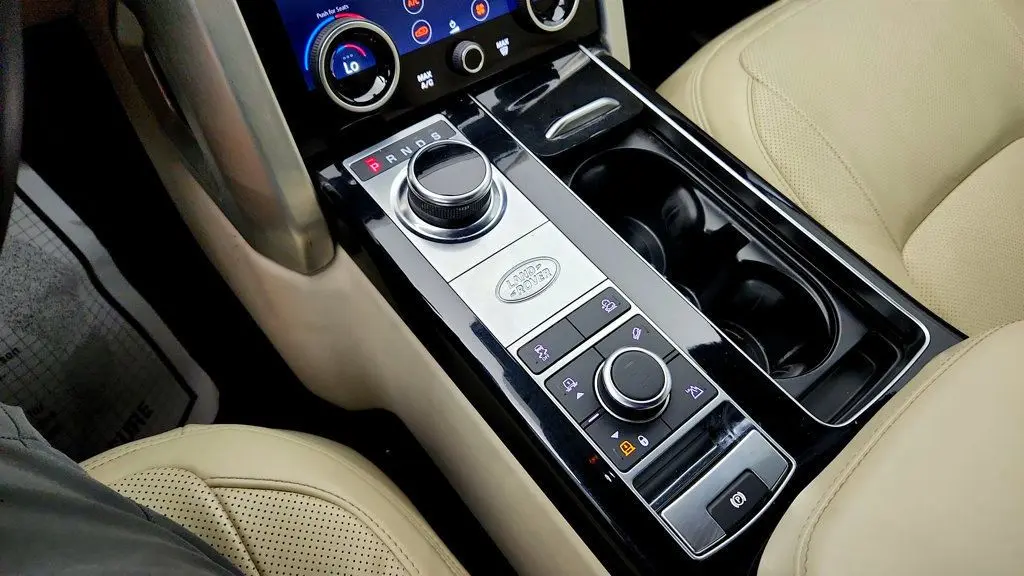 2021 Land Rover Range Rover P525 HSE Westminster Edition