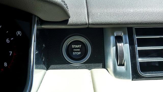 2021 Land Rover Range Rover P525 HSE Westminster Edition