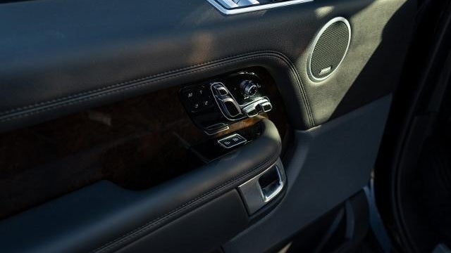 2021 Land Rover Range Rover P525 HSE Westminster Edition