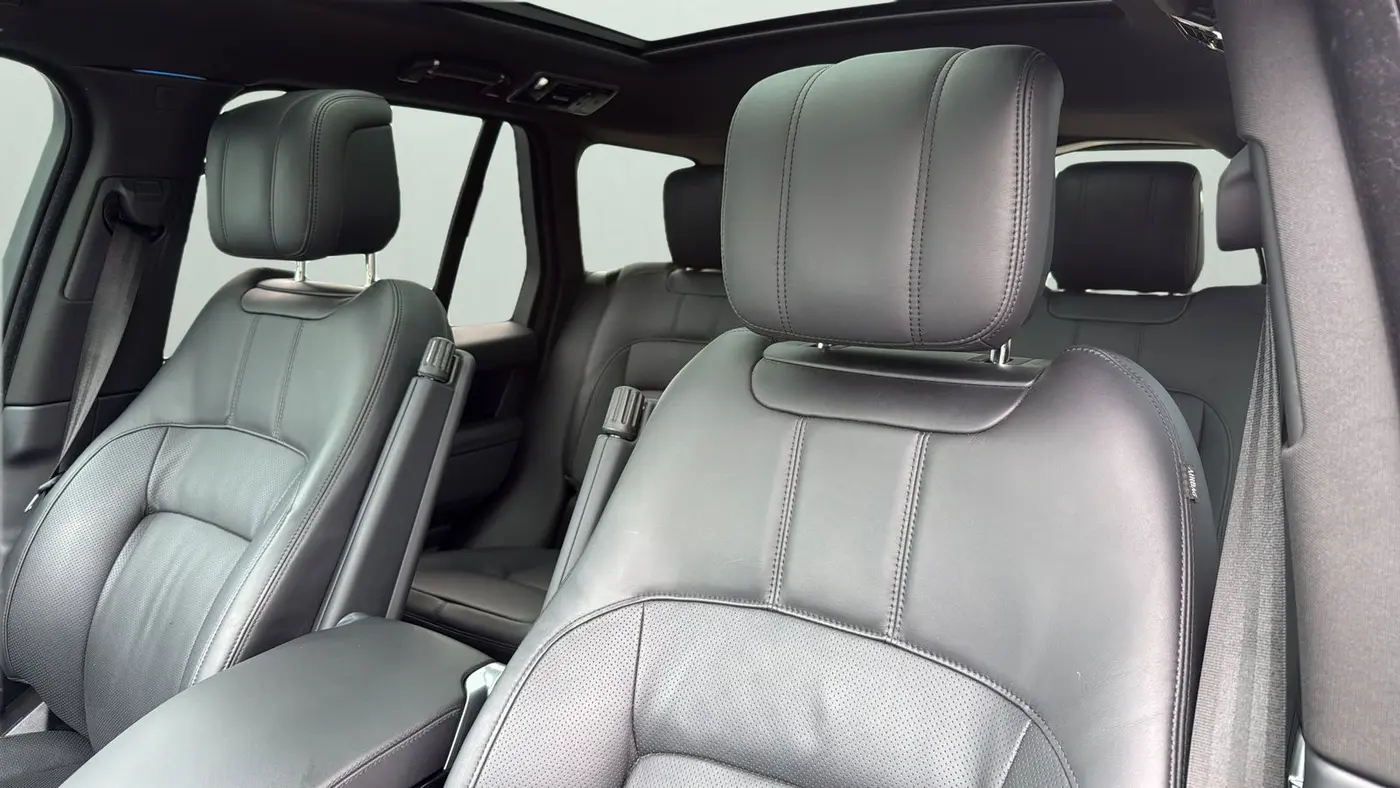 2021 Land Rover Range Rover P525 HSE Westminster Edition