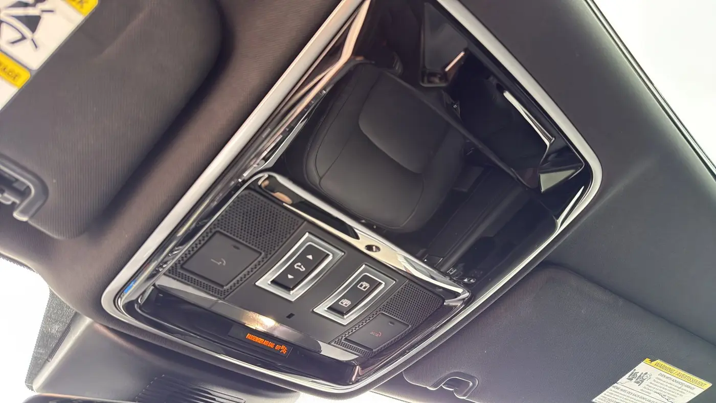 2021 Land Rover Range Rover P525 HSE Westminster Edition