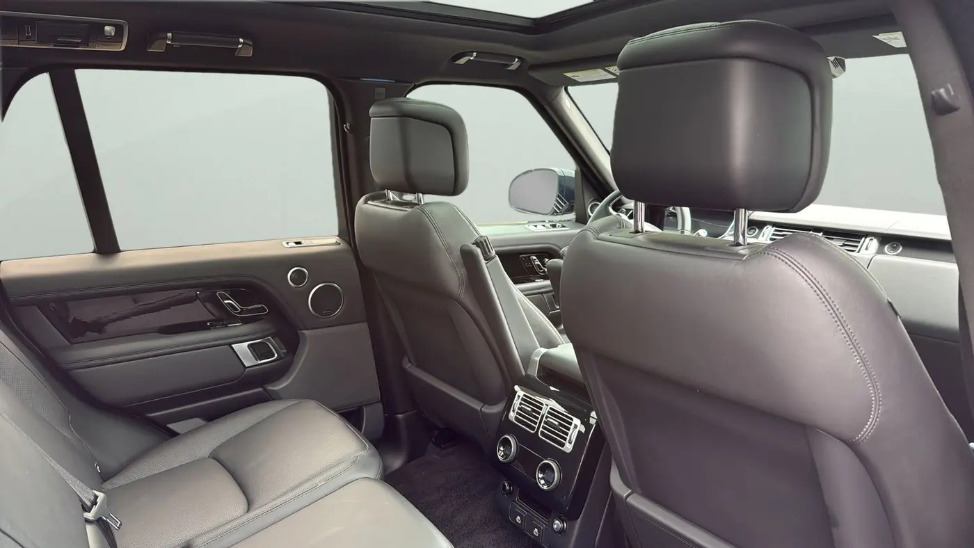 2021 Land Rover Range Rover P525 HSE Westminster Edition