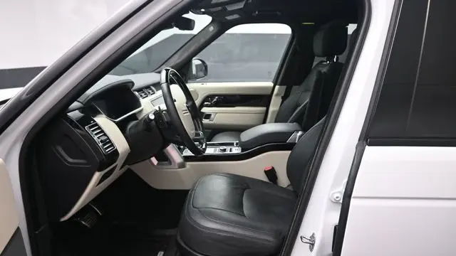 2021 Land Rover Range Rover P525 HSE Westminster Edition