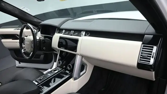 2021 Land Rover Range Rover P525 HSE Westminster Edition