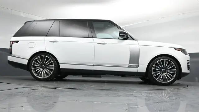 2021 Land Rover Range Rover P525 HSE Westminster Edition