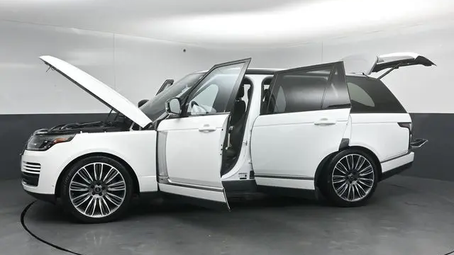 2021 Land Rover Range Rover P525 HSE Westminster Edition