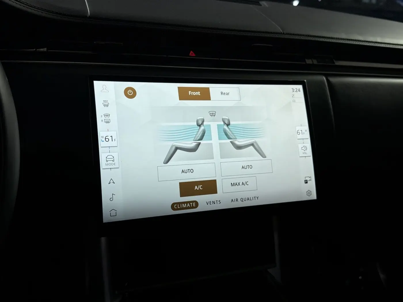2025 Land Rover Range Rover - $127,618